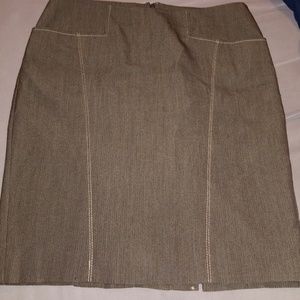 BEBE BROWN HERRINGBONE PENCIL SKIRT SIZE 4